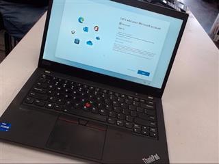 LENOVO THINKPAD P14S GEN 2